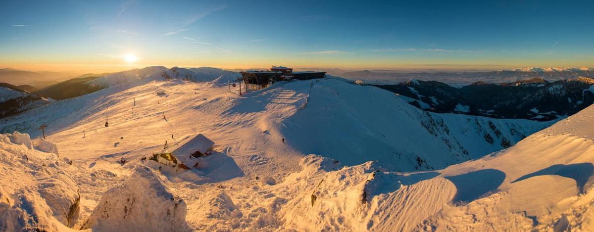 Resort Biela Skala - Chata Chopok Jasna Juh Bystrá Exteriér fotografie